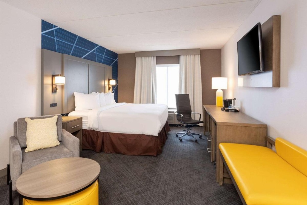 Comfort Inn & Suites Buffalo Airport Image 22